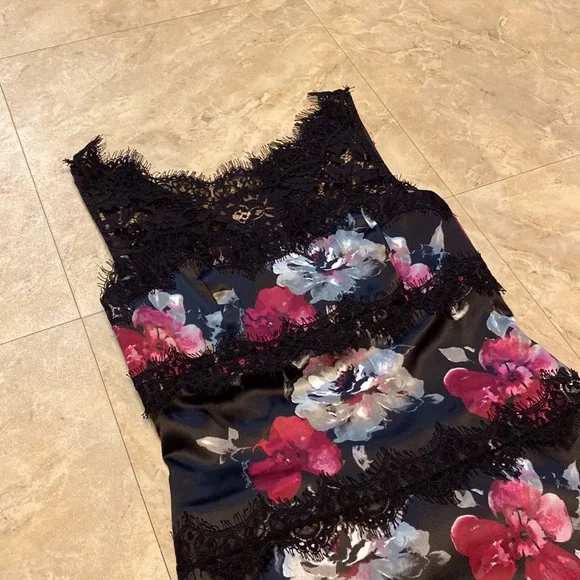 White House Black Market Dress - Picture 2 of 5